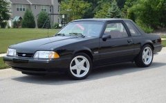 1988_Ford_Mustang_LX_5_0_Notchback_Coupe_Front_1.jpg